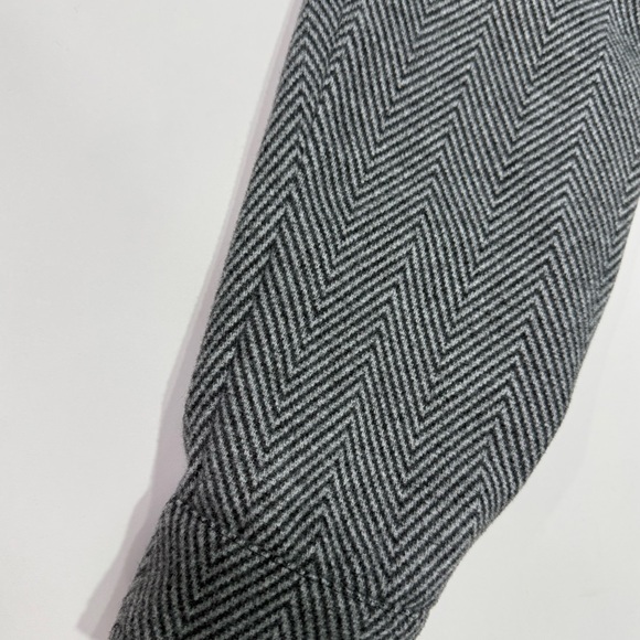 Steve Madden Women’s Gray Tweed Jacket Size L Button Front Fall Coat - Picture 4 of 6